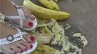 Banana crush - porn video