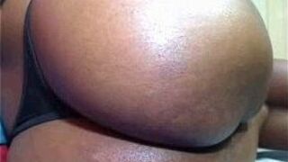 very very big ass in webcam - porn video